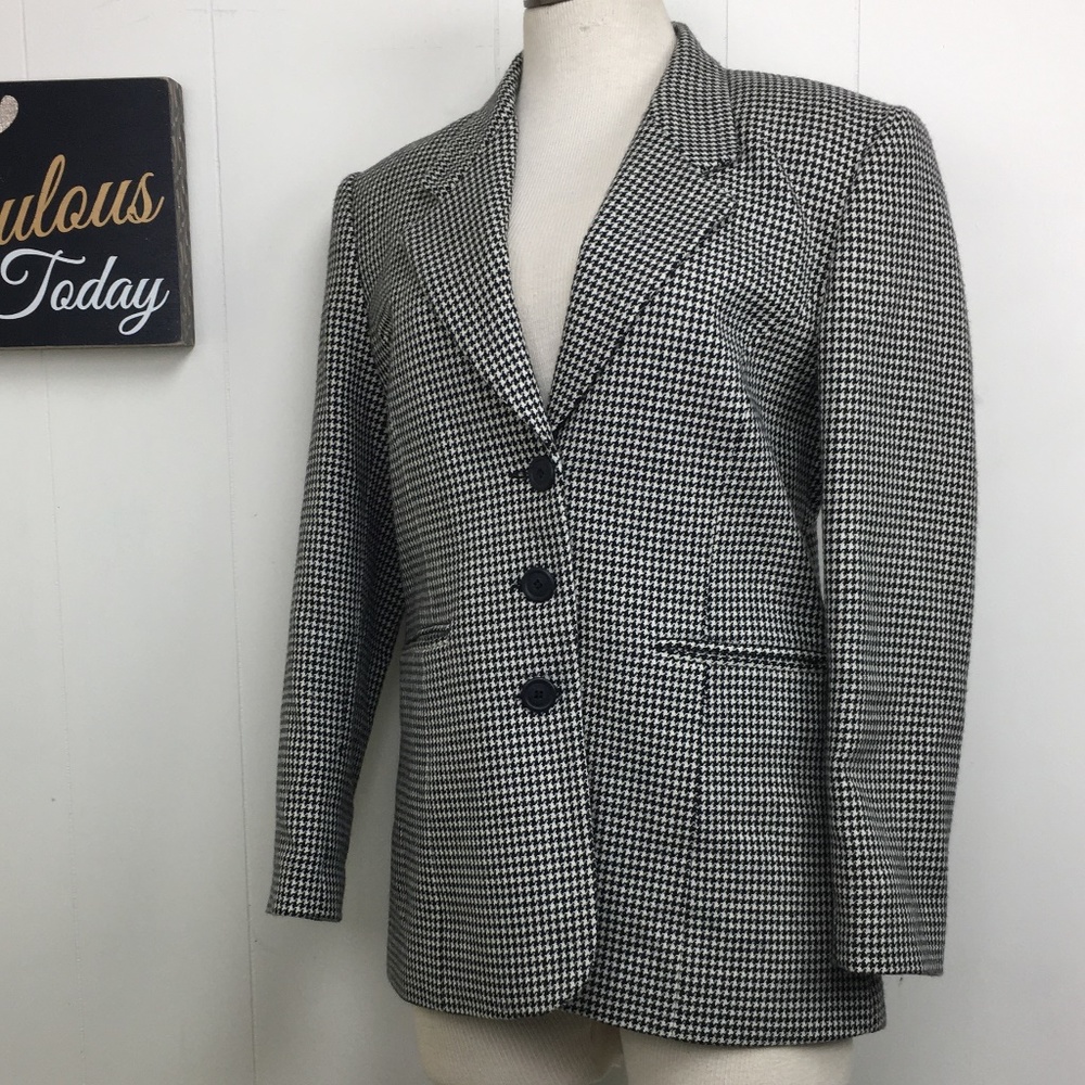 Larry Levine Black & White Houndstooth Blazer - Picture 3 of 8
